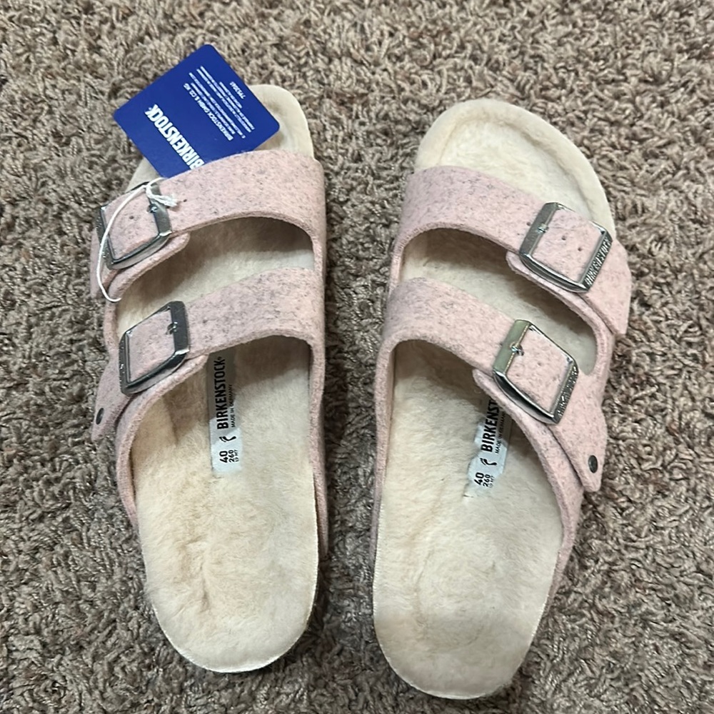 women’s fur lined light pink birkenstock’s